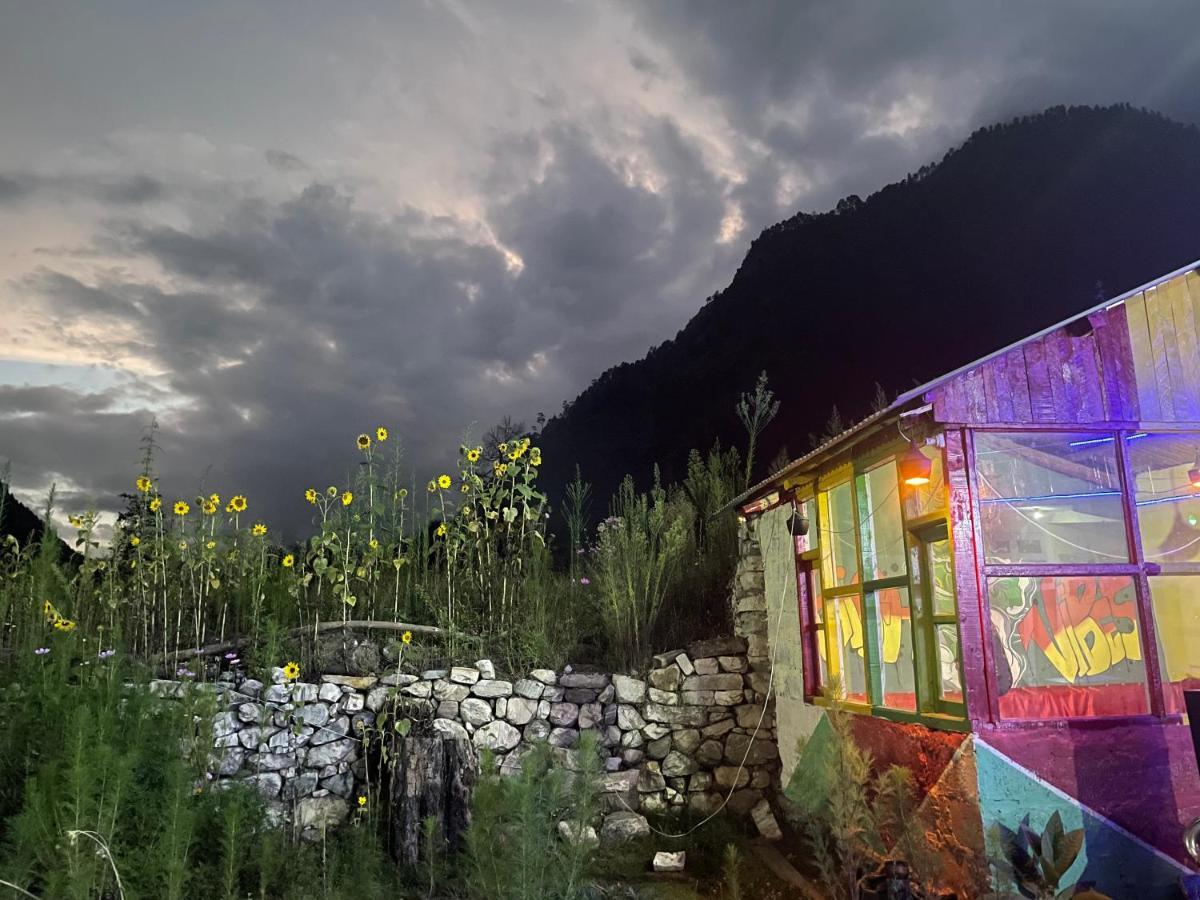 Breathe Inn كاسول المظهر الخارجي الصورة
